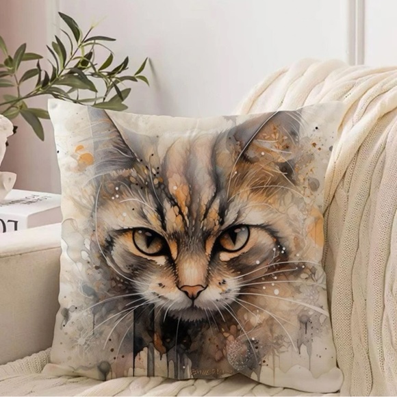 Captivating Cat - Picture 1 of 1